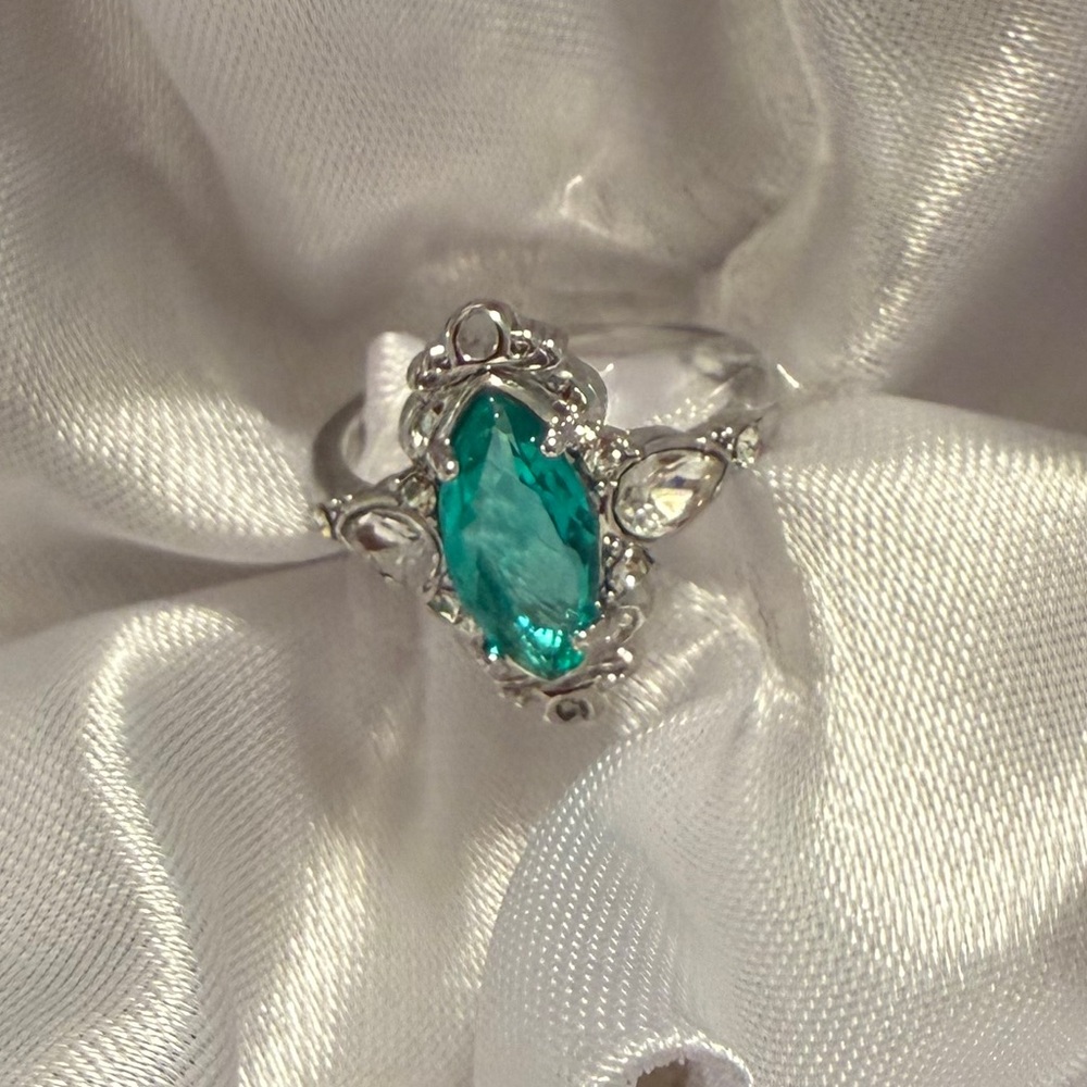 🍀Green Marquise Stone Ring🍀